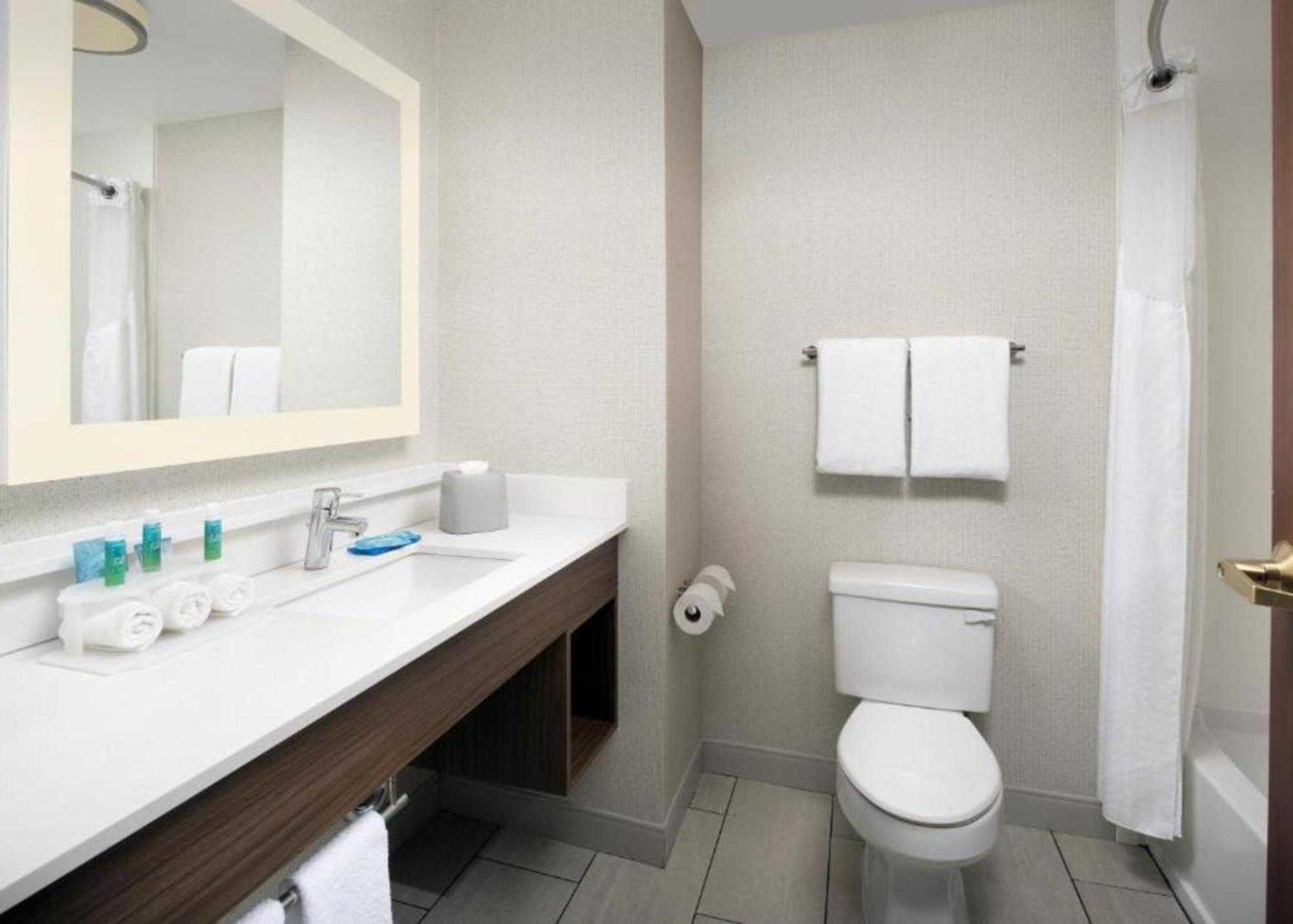 Holiday Inn Express Knoxville-Strawberry Plains By Ihg Exteriör bild